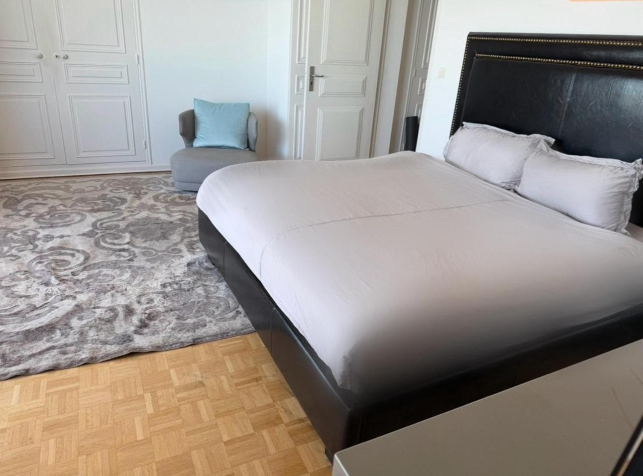 Casino Square With F1-view Apartamento